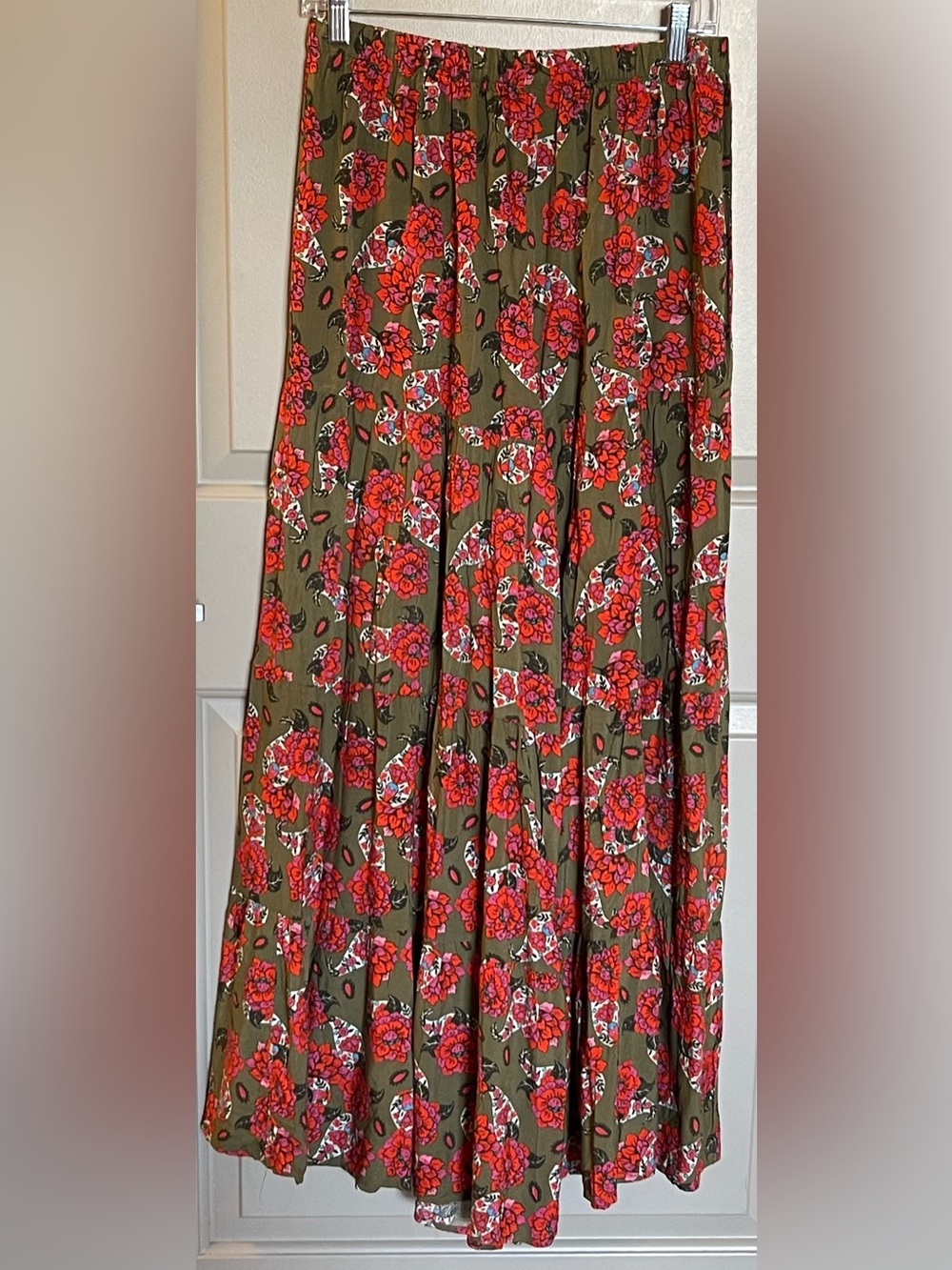 NATURAL LIFE Patti Palazzo Olive Paisley Pants - Red Floral Medium